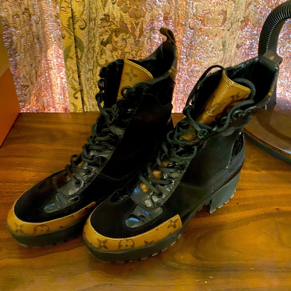 Louis Vuitton Laureate Platform Desert Boot